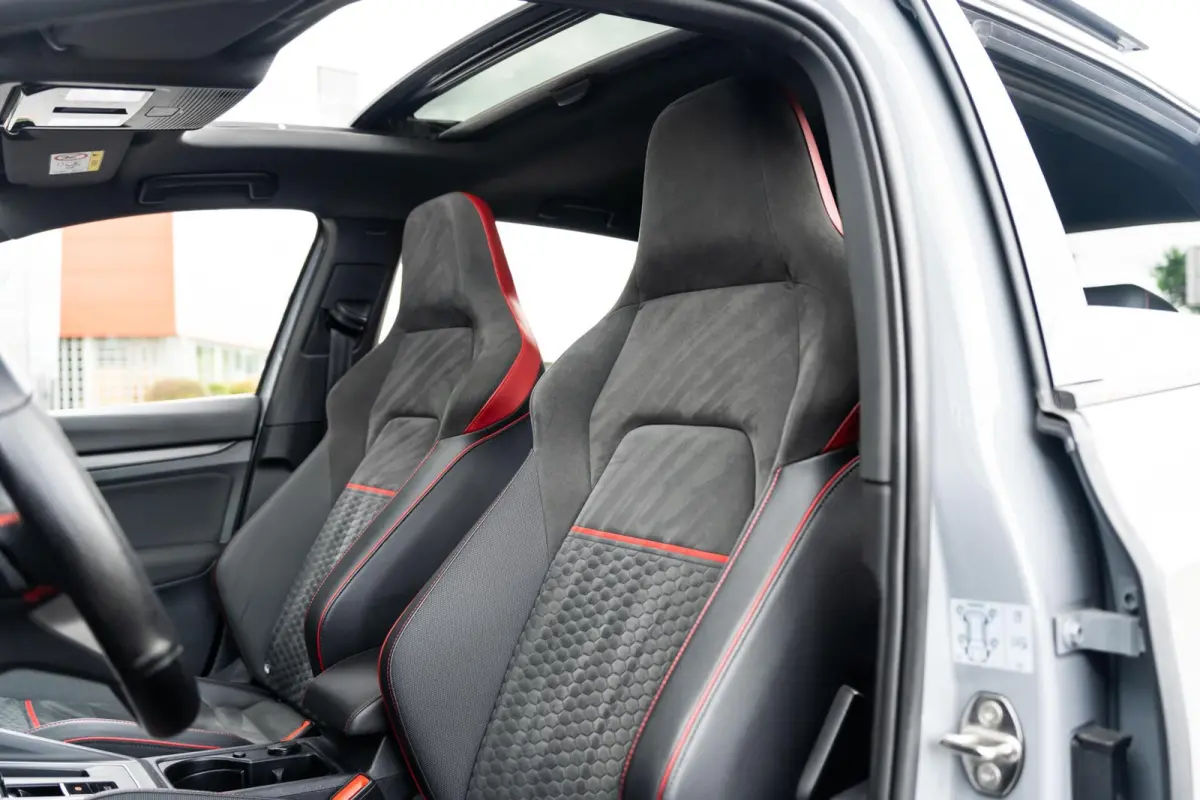 2.0 TSI GTI Clubsport Pano HK DSG LED