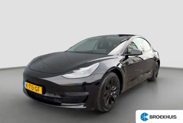 Long Range AWD 75kWh 351pk | Camera | Leder | Panoramadak | LED | Cruisecontrol adaptief | Elec. bed. stoelen | Metallic lak | Stoelverwarming | Navigatie