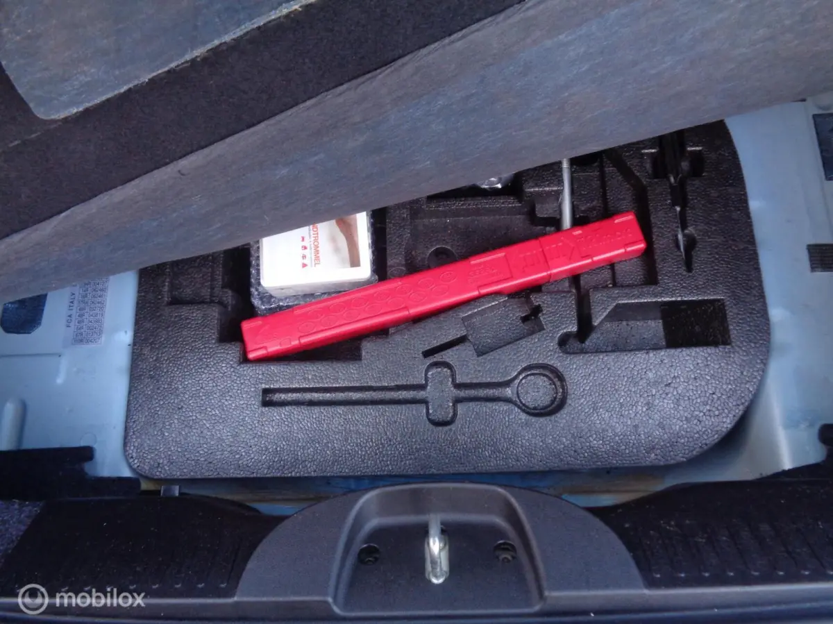 1.2 Sport/Groot navi/ECC Airco/Lm velgen/Dig dash/Zwarte hemel Stuurwiel/1st eig