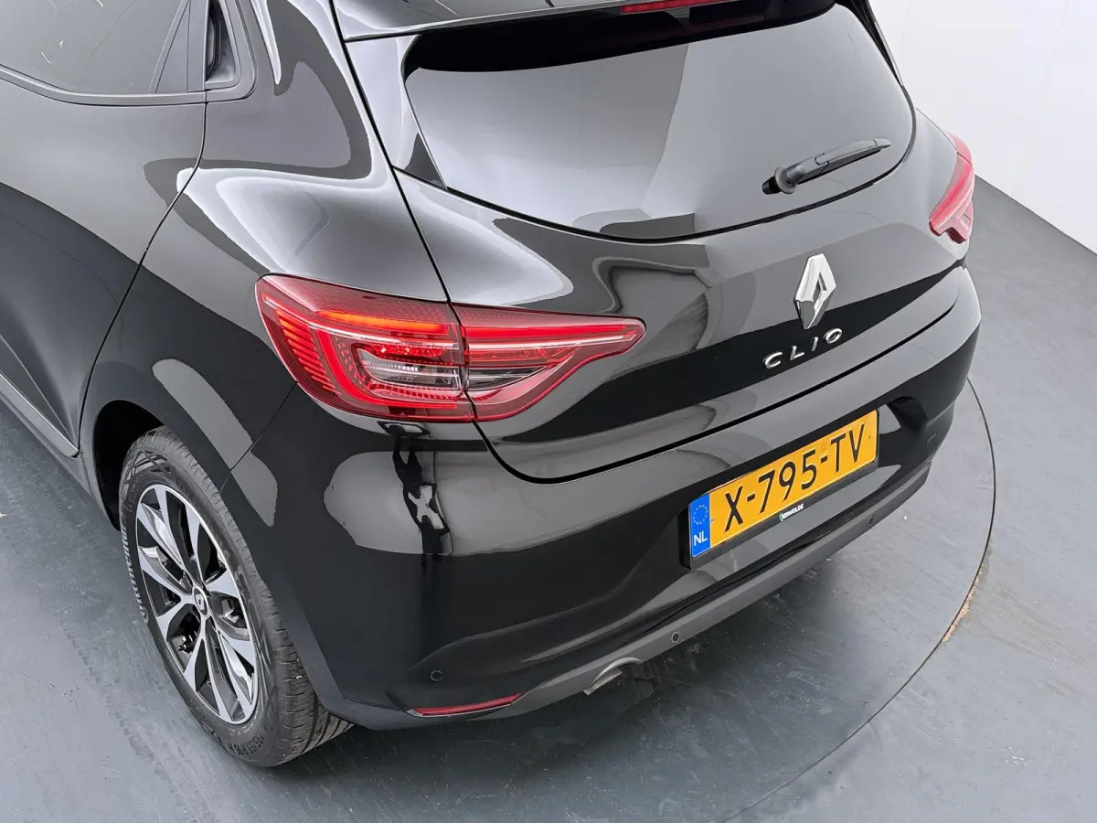 TCe 90 GPF Evolution | Navigatie | Lichtmetalen velgen | Privacy Glas |