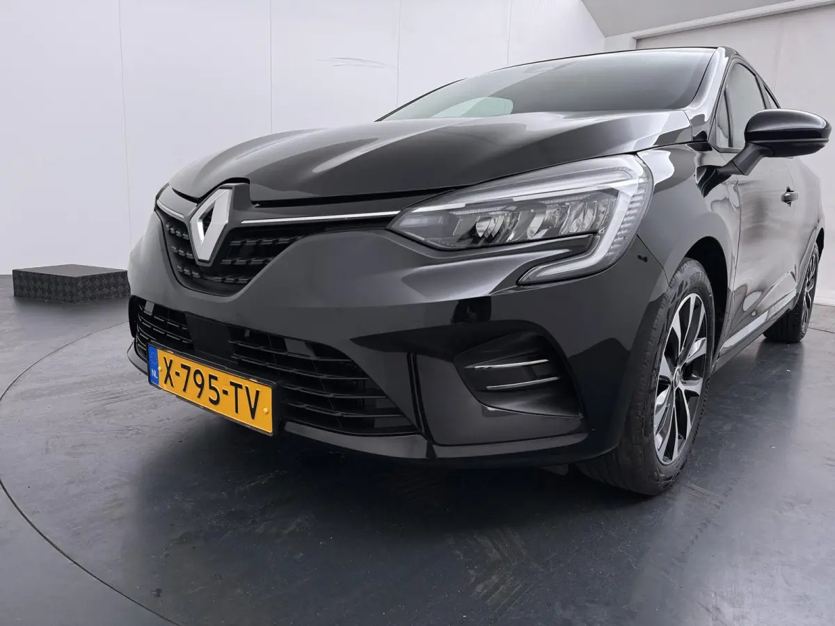 TCe 90 GPF Evolution | Navigatie | Lichtmetalen velgen | Privacy Glas |