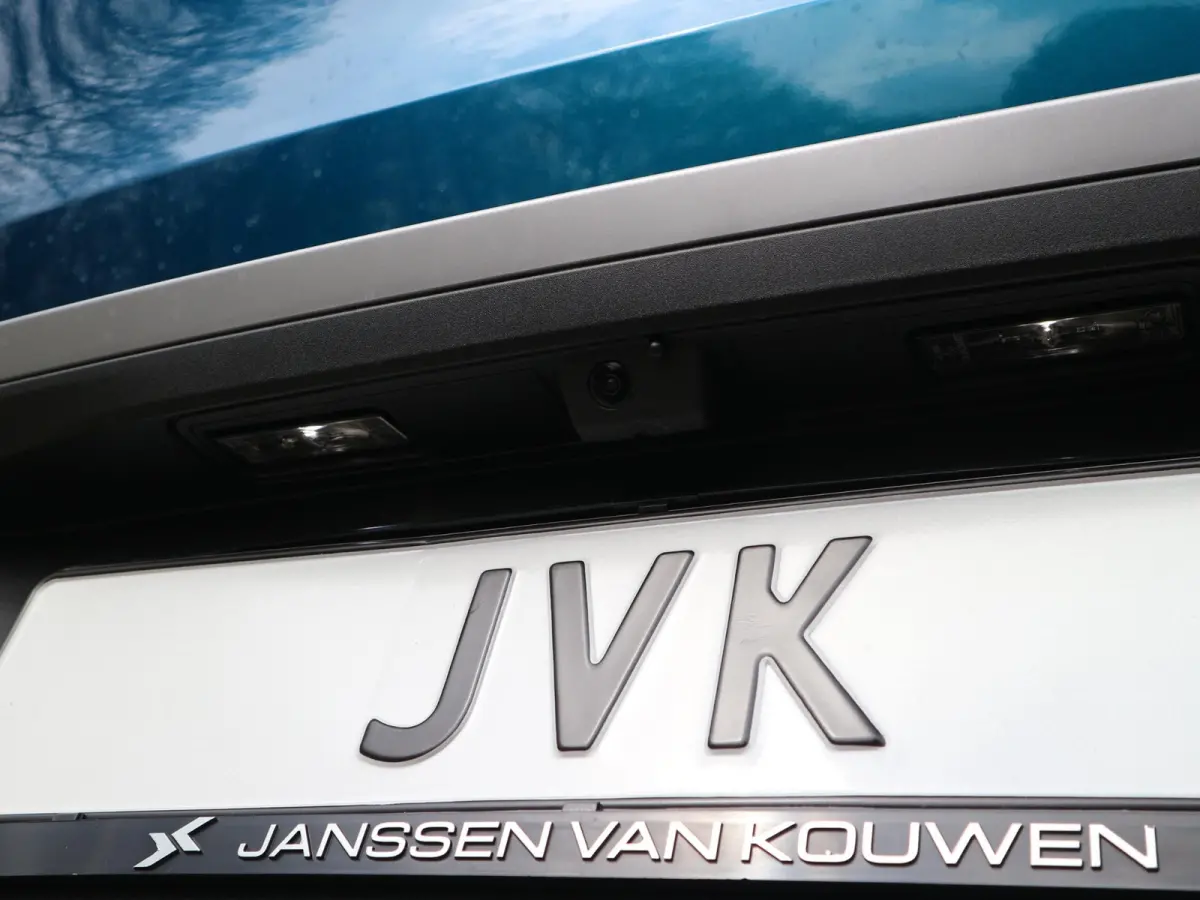 1.2 Hybrid 145 GT / 360 Camera / Navigatie / Elektrische Klep