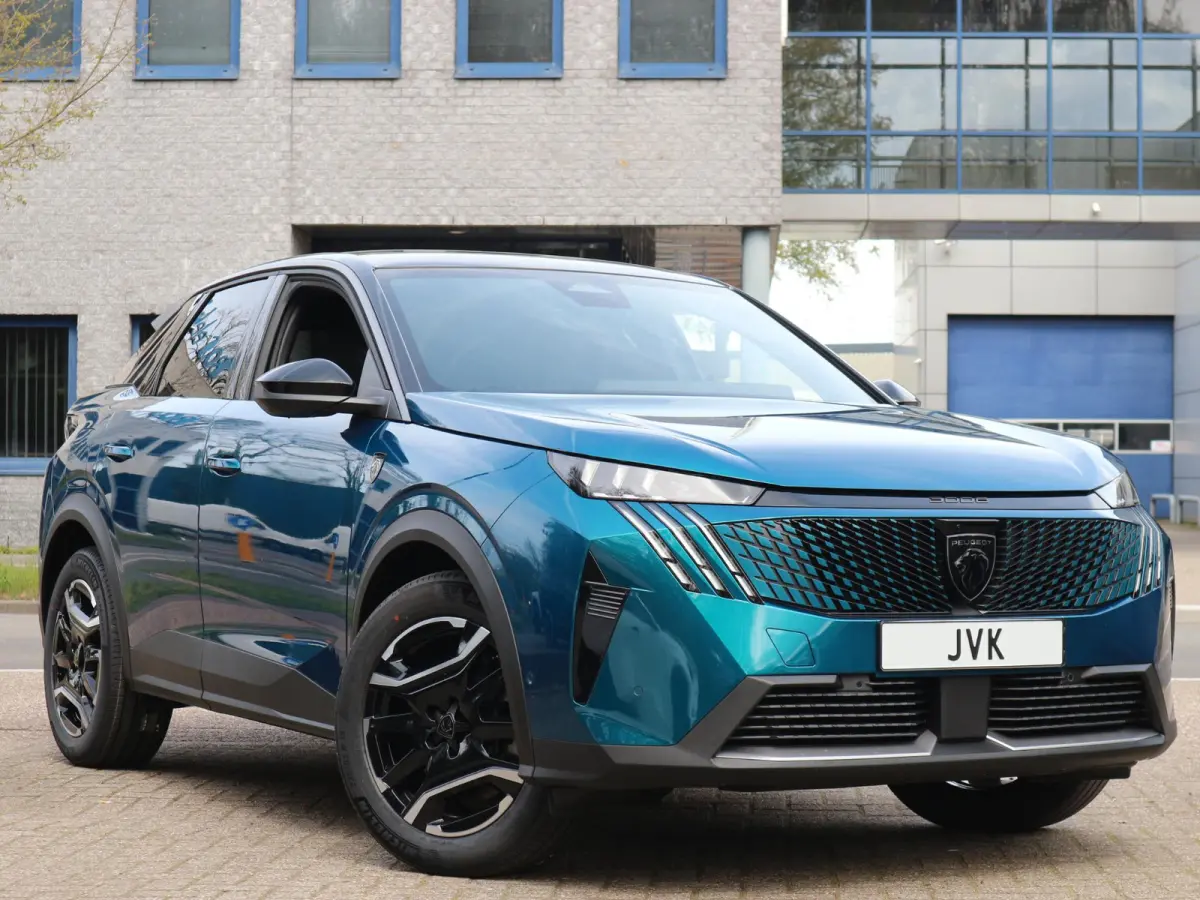 1.2 Hybrid 145 GT / 360 Camera / Navigatie / Elektrische Klep