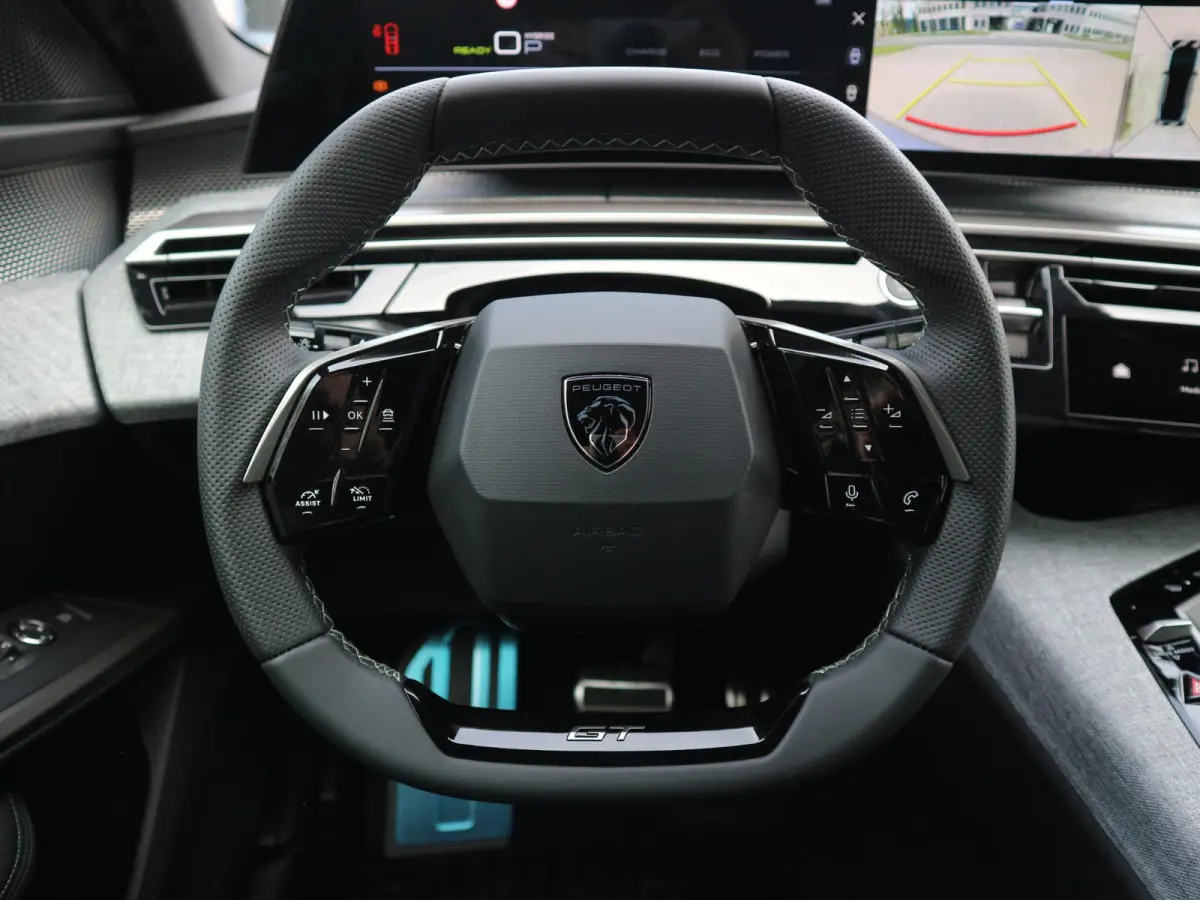 1.2 Hybrid 145 GT / 360 Camera / Navigatie / Elektrische Klep