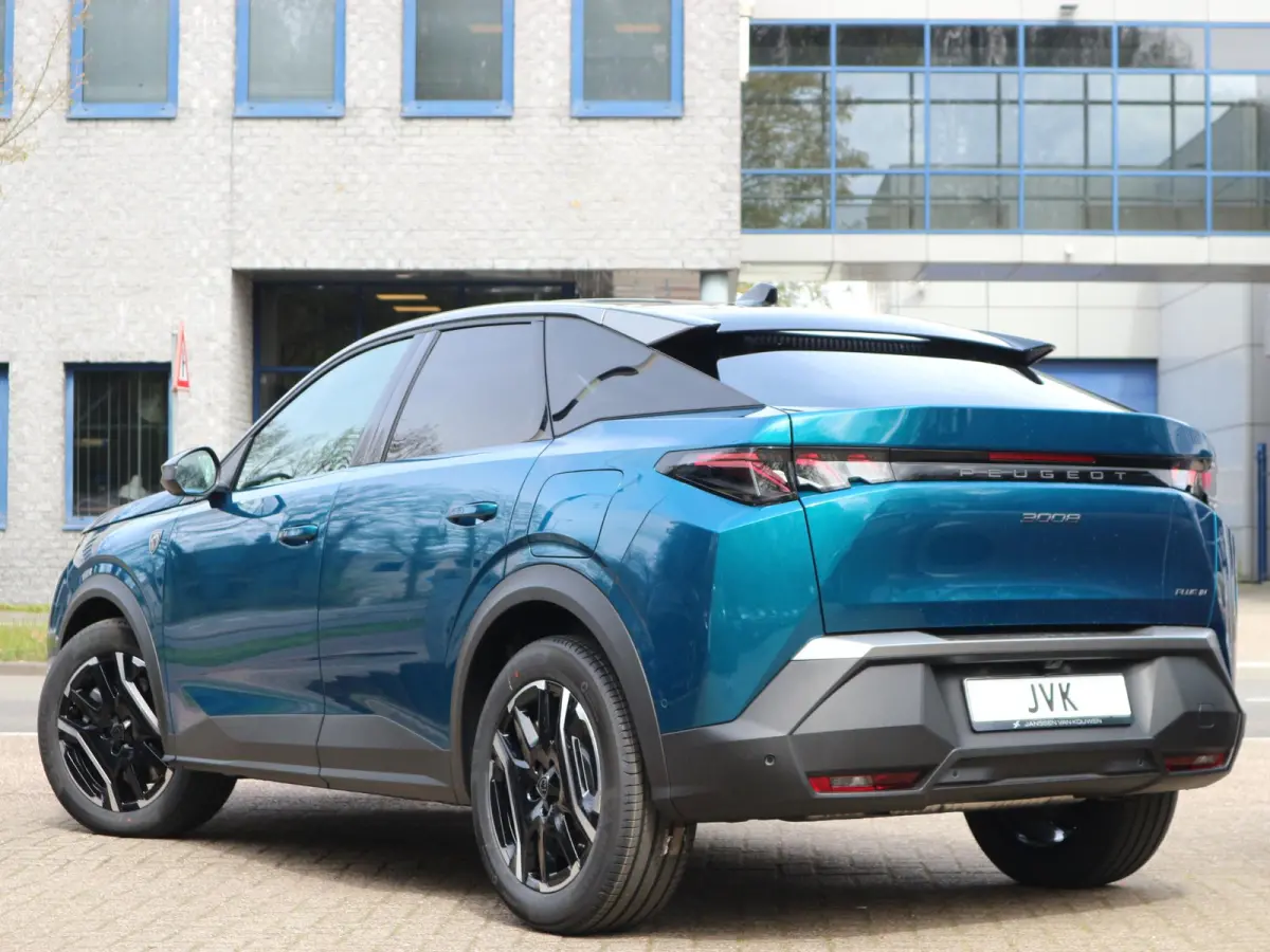 1.2 Hybrid 145 GT / 360 Camera / Navigatie / Elektrische Klep