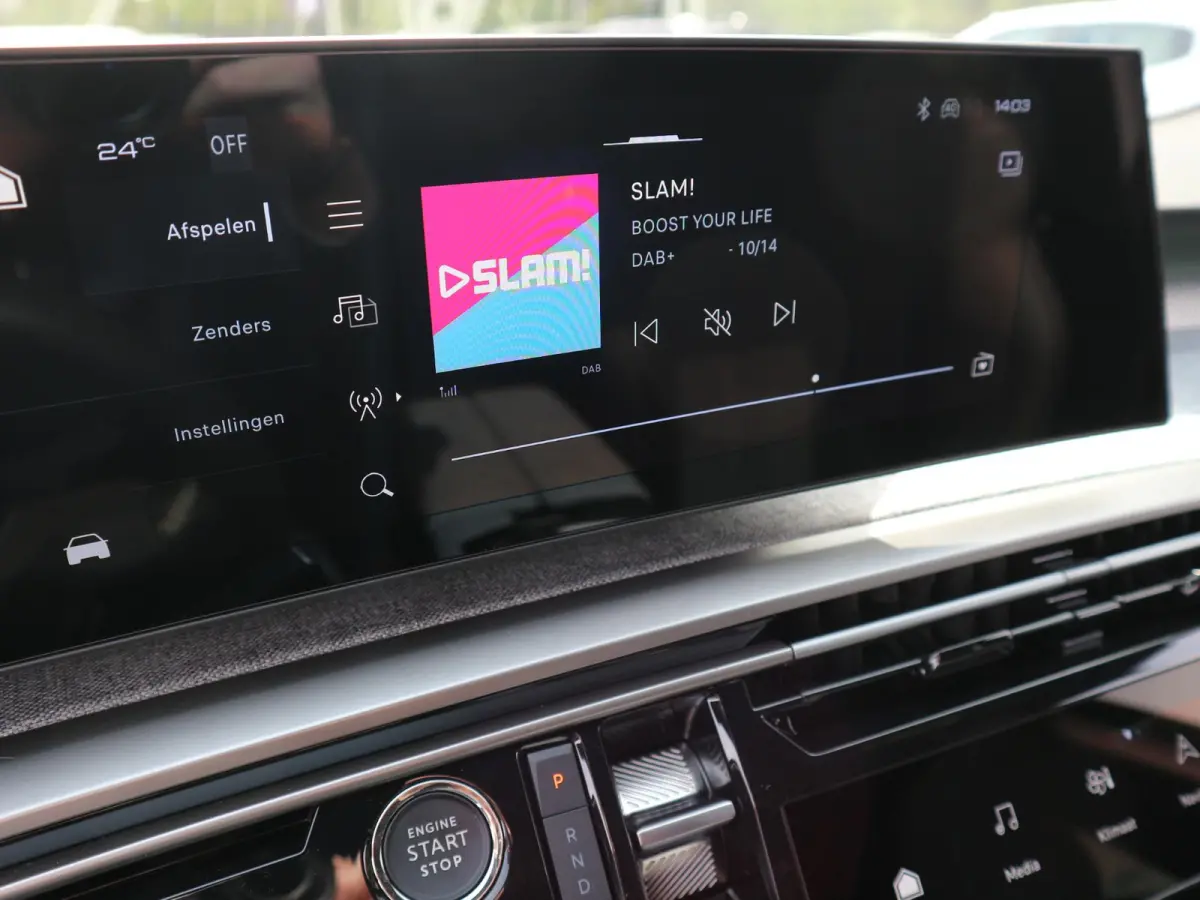 1.2 Hybrid 145 GT / 360 Camera / Navigatie / Elektrische Klep