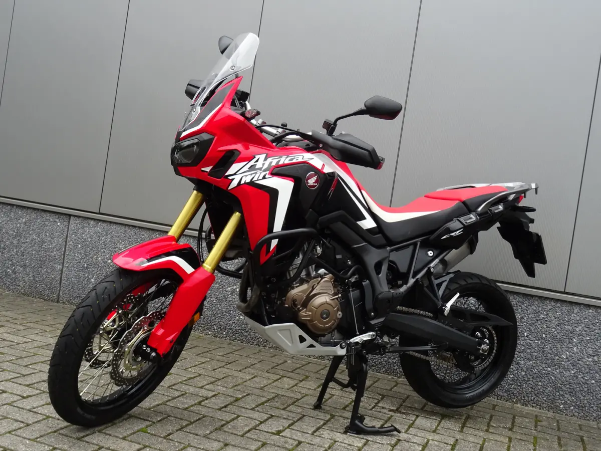 CRF 1000 AFRICA TWIN