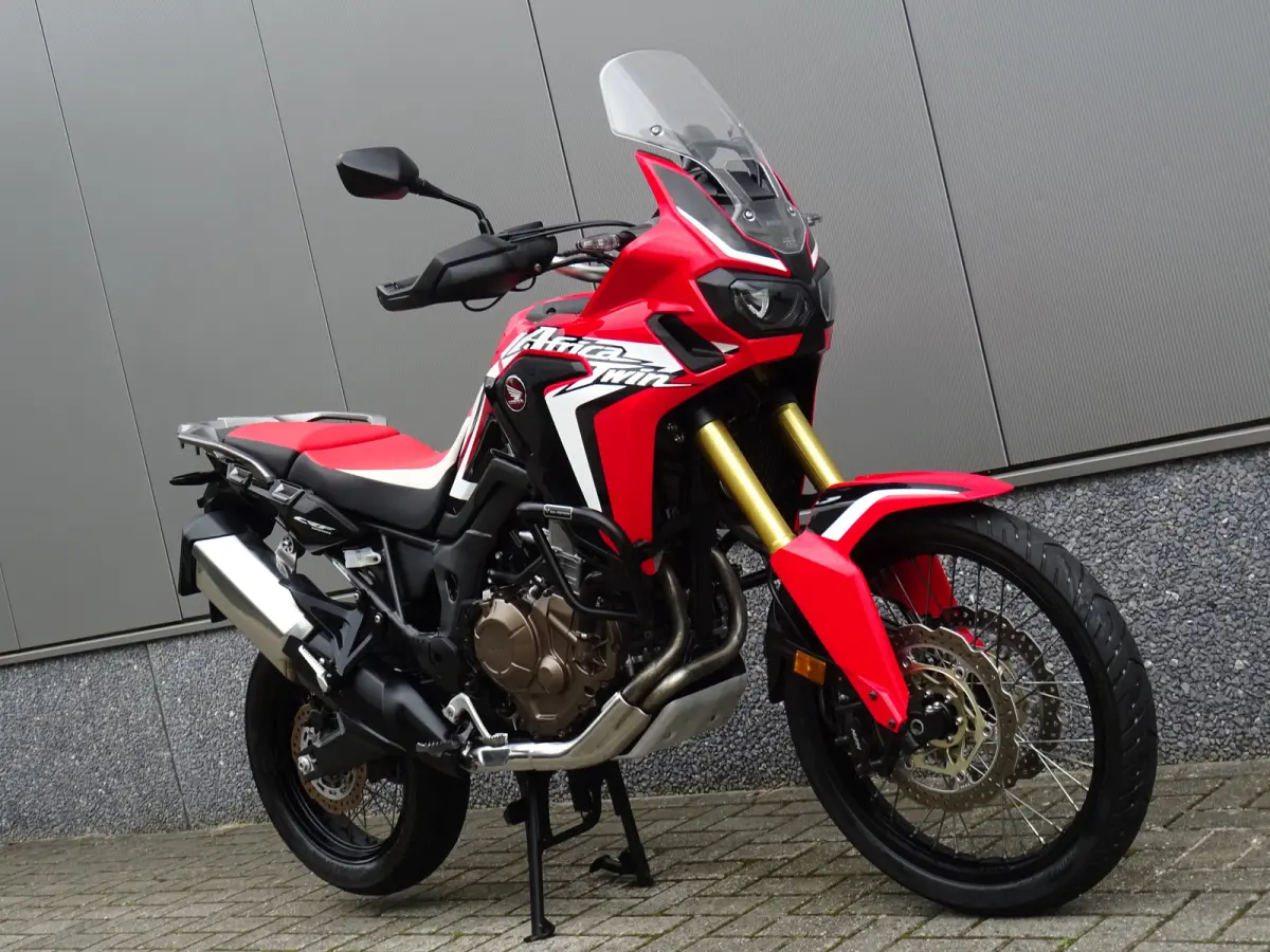 CRF 1000 AFRICA TWIN
