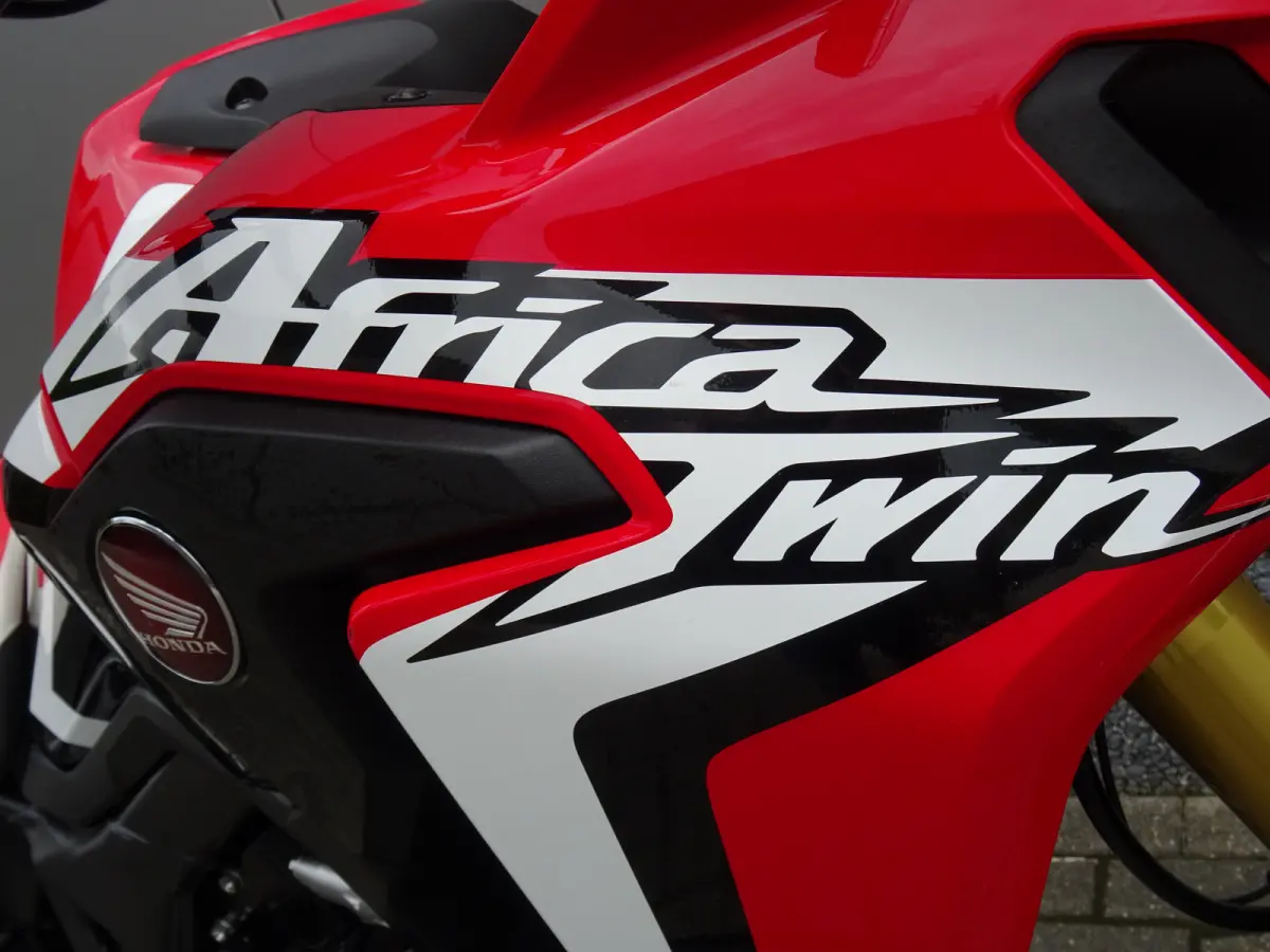 CRF 1000 AFRICA TWIN