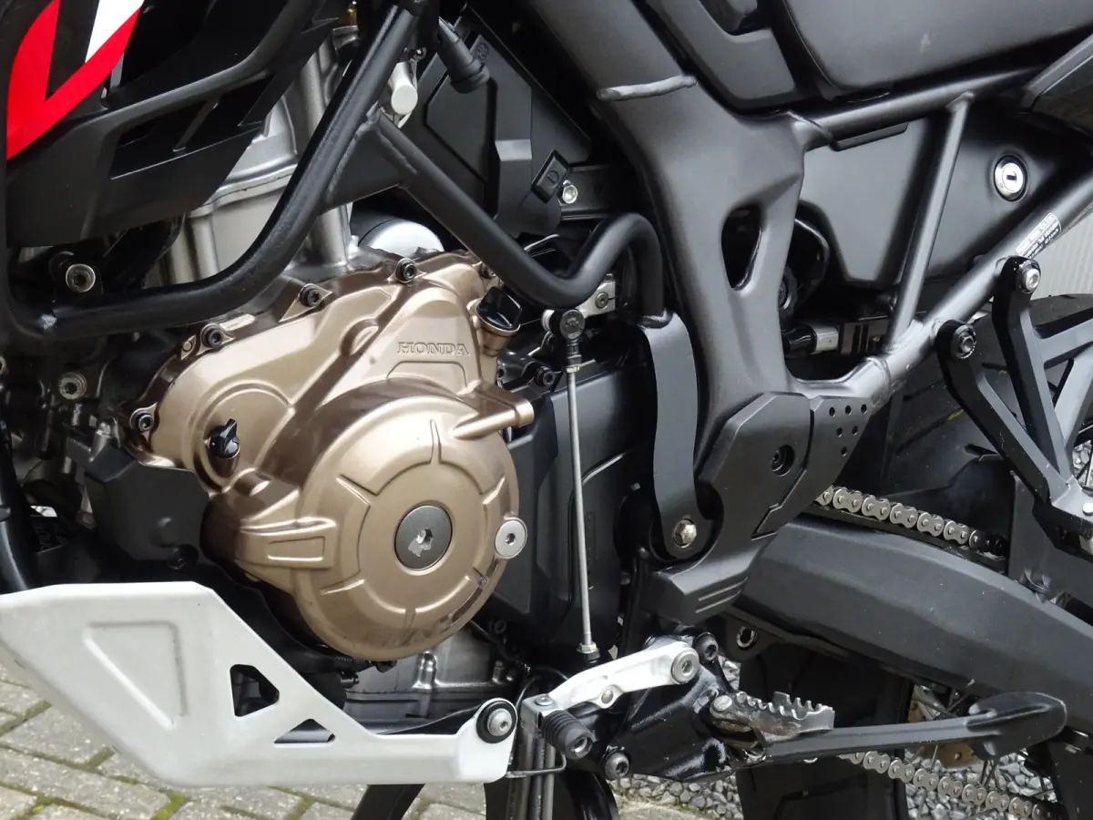 CRF 1000 AFRICA TWIN