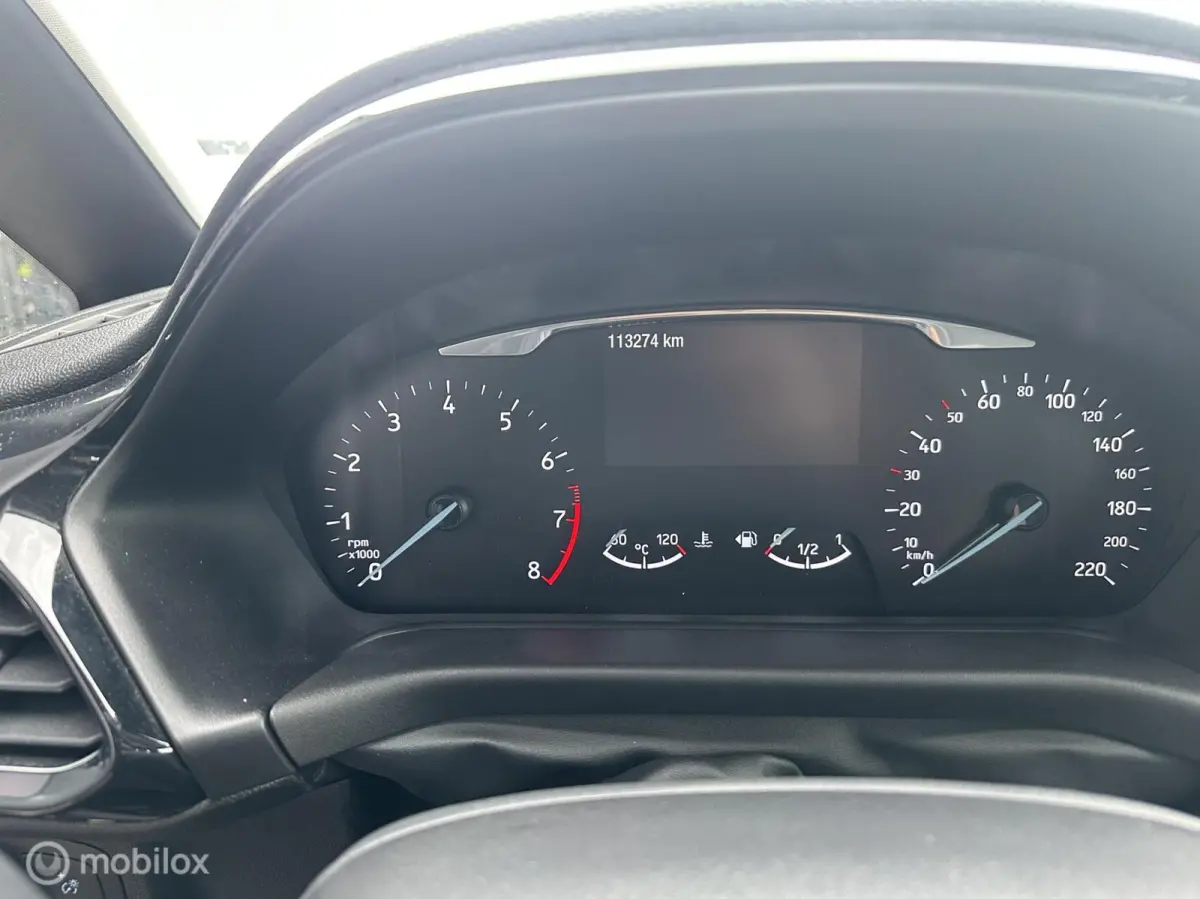 1.0 EcoBoost Titanium I Trekhaak I Stoelverwarming