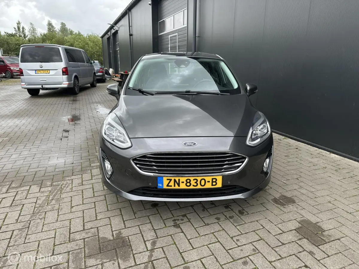1.0 EcoBoost Titanium I Trekhaak I Stoelverwarming