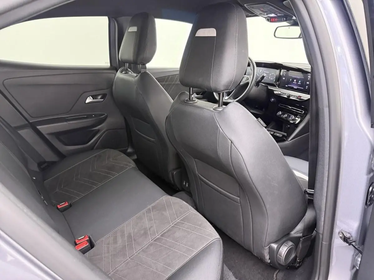 1.2 Turbo 130pk Aut. Ultimate Alcantara/Led/Nav/ Camera/Winterpakket