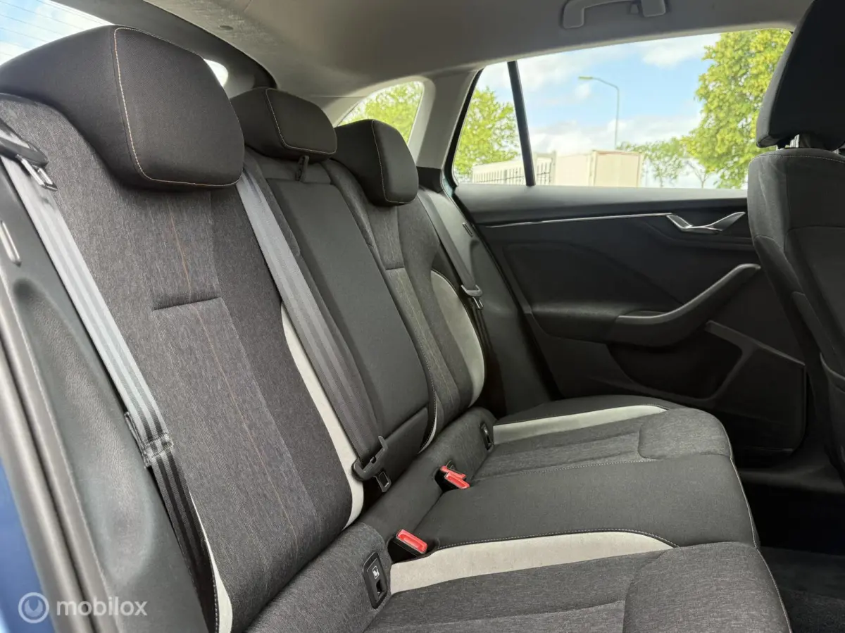 1.0 TSI Business Edition | Keyless | Virtual