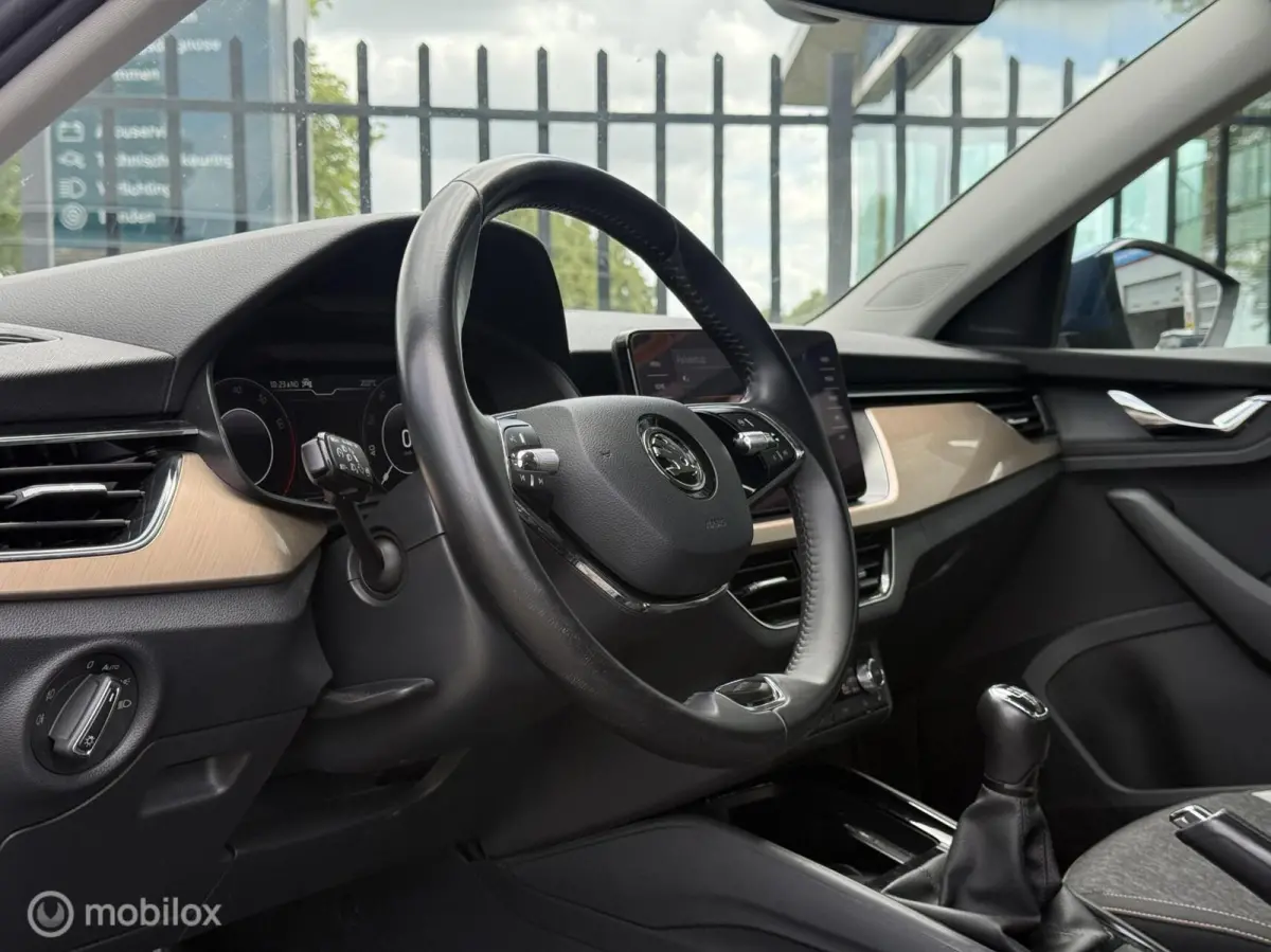 1.0 TSI Business Edition | Keyless | Virtual