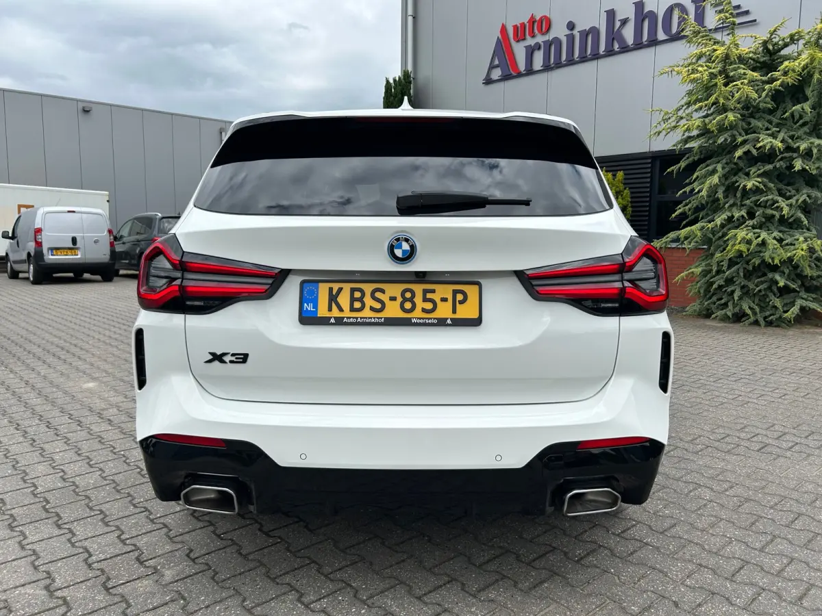 XDrive30e M-sport