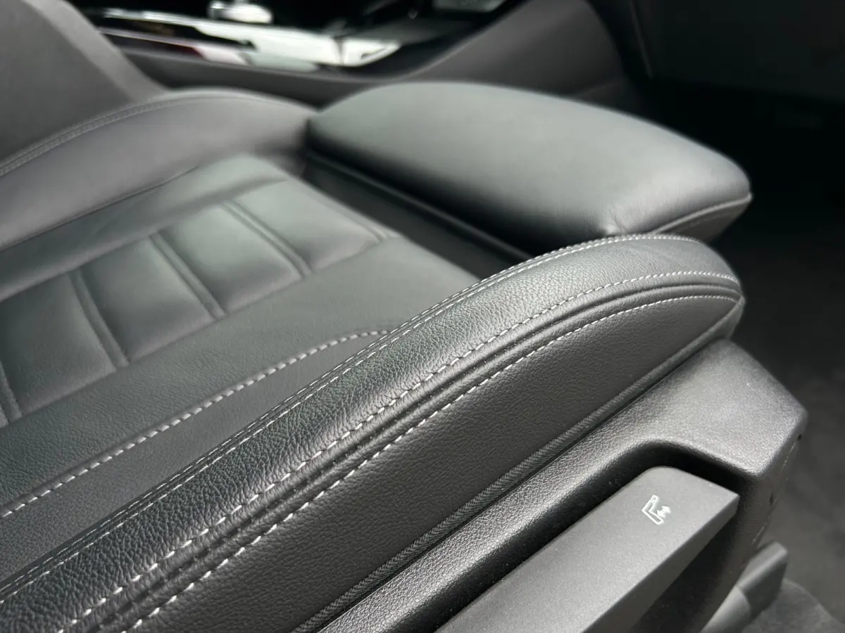 XDrive30e M-sport