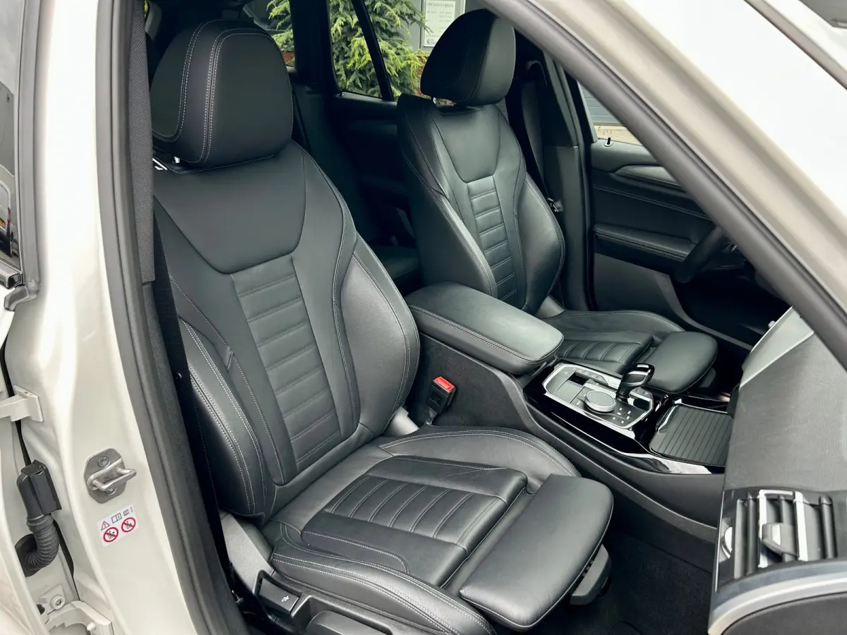 XDrive30e M-sport