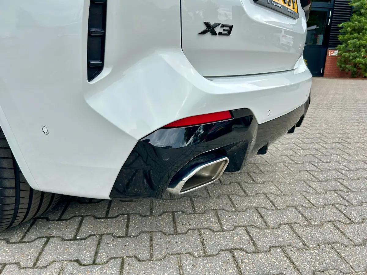 XDrive30e M-sport