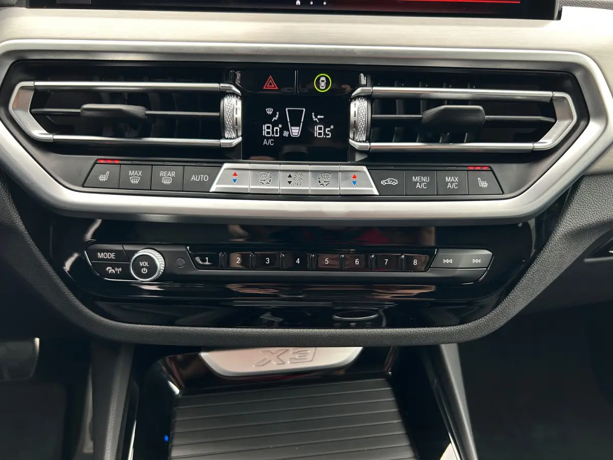 XDrive30e M-sport