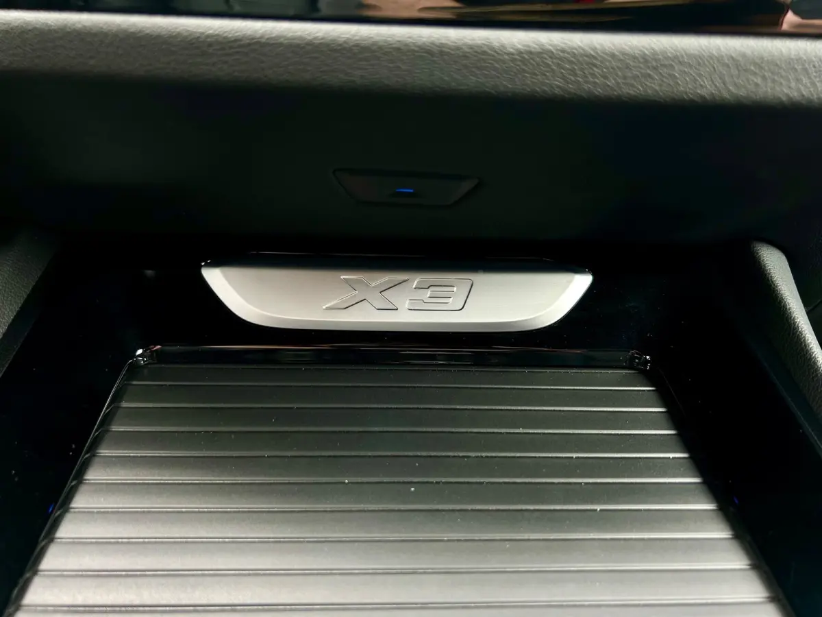 XDrive30e M-sport