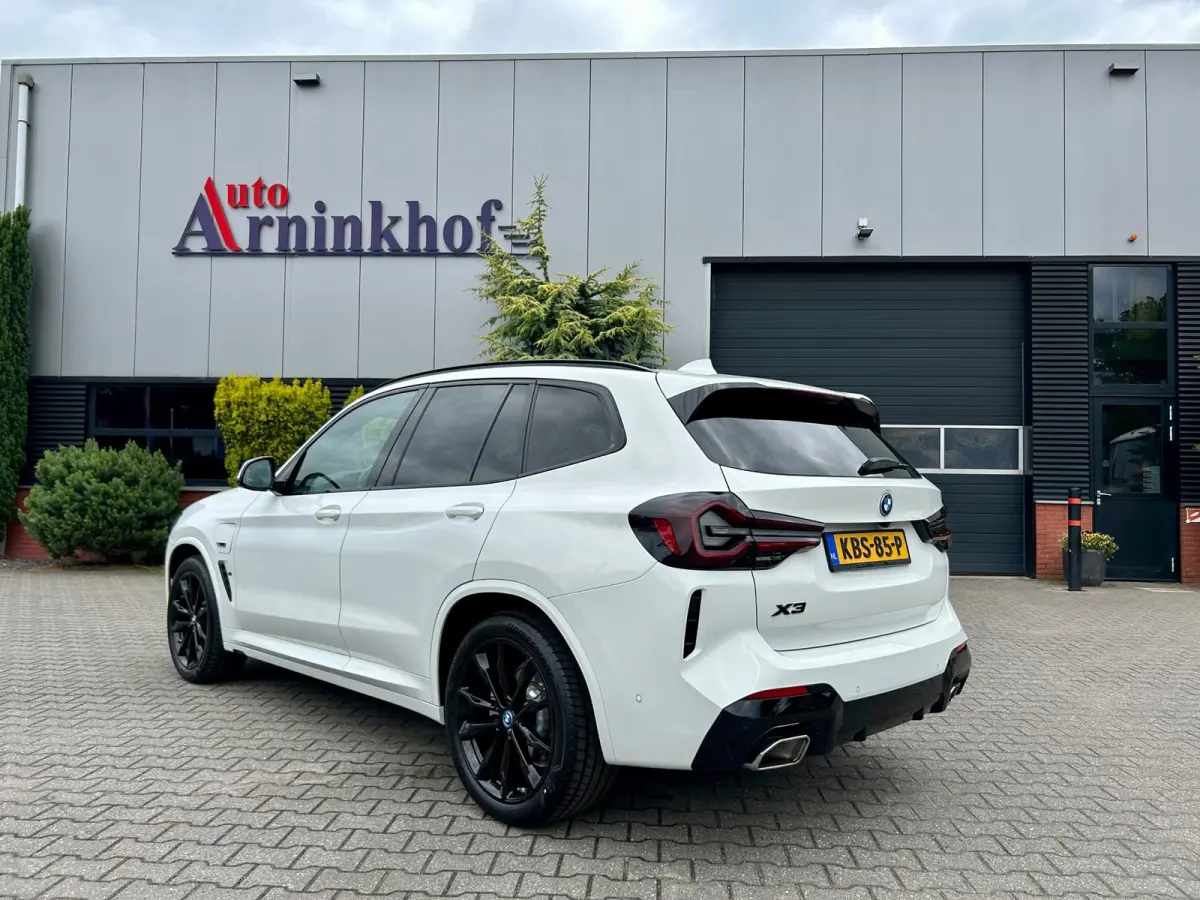 XDrive30e M-sport