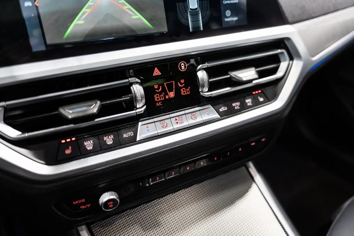 M340d xDrive High Executive PANO LEDER CAMERA