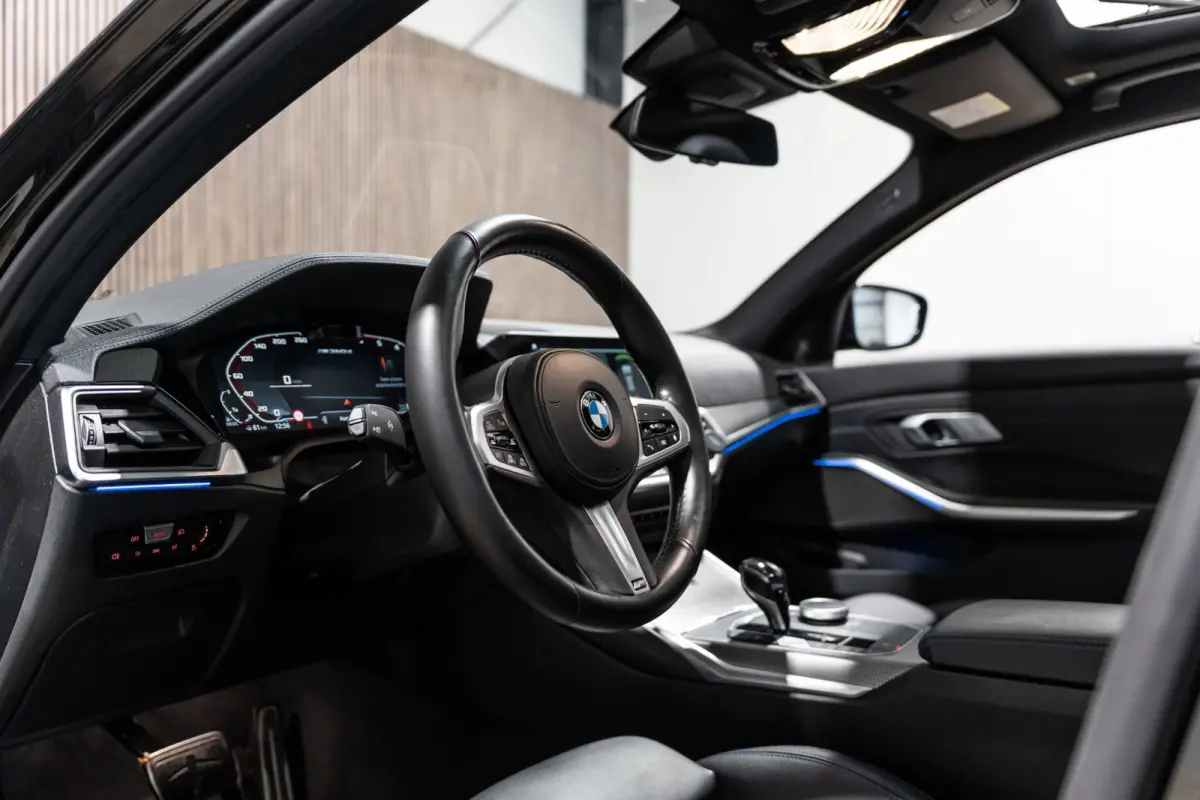 M340d xDrive High Executive PANO LEDER CAMERA
