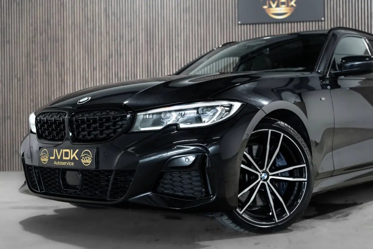M340d xDrive High Executive PANO LEDER CAMERA