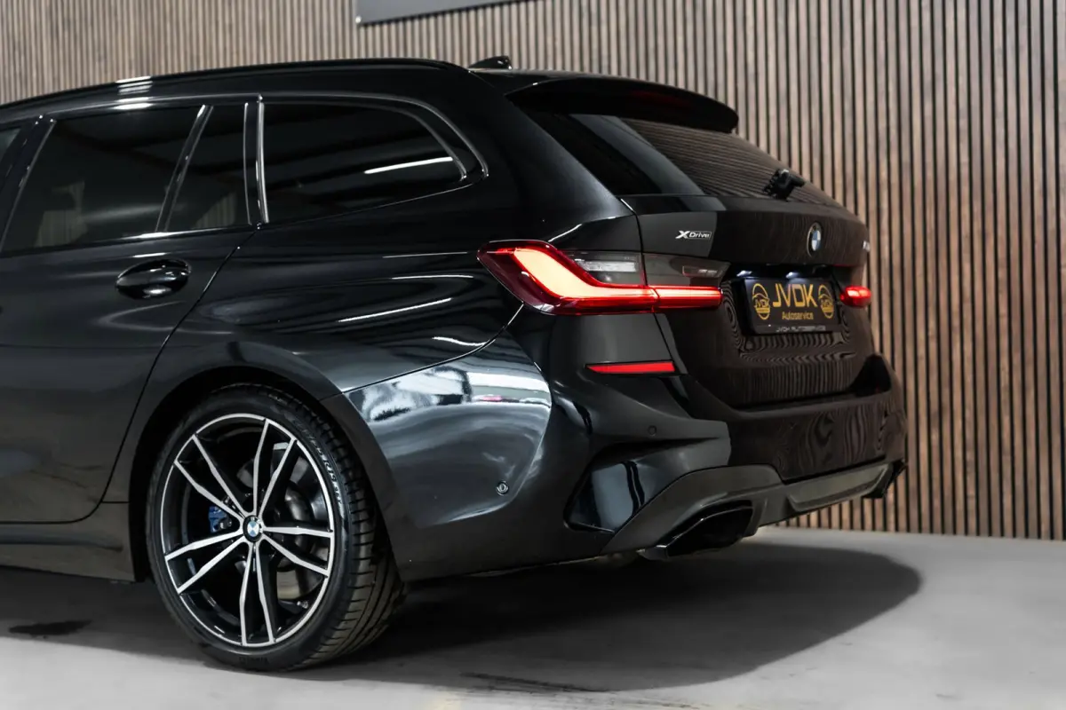 M340d xDrive High Executive PANO LEDER CAMERA
