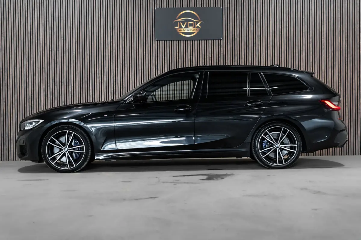 M340d xDrive High Executive PANO LEDER CAMERA