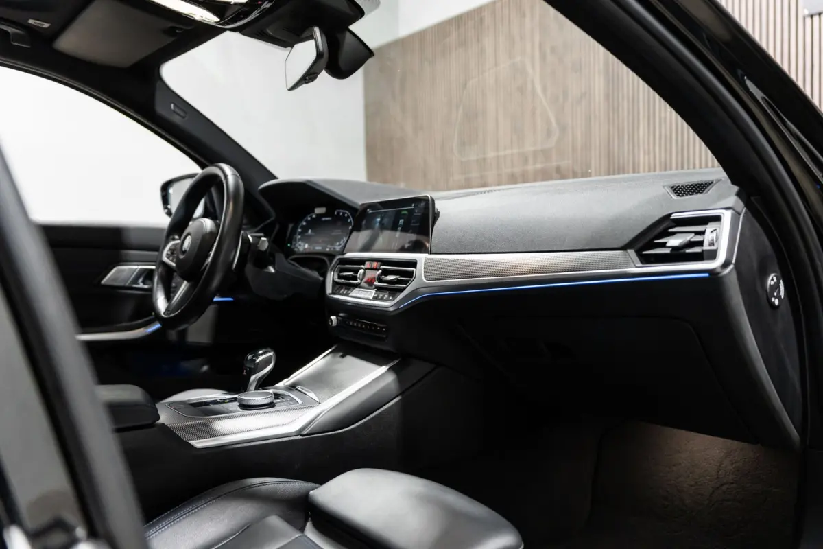 M340d xDrive High Executive PANO LEDER CAMERA