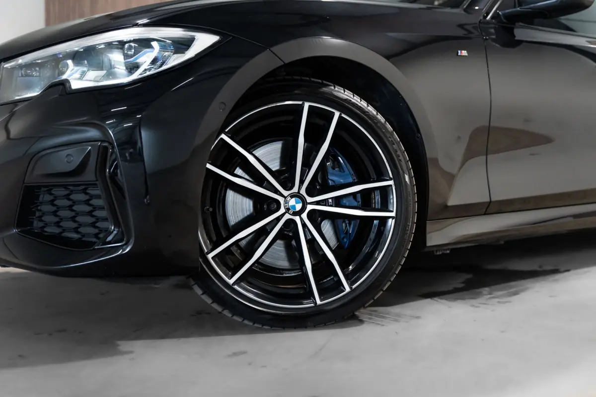 M340d xDrive High Executive PANO LEDER CAMERA