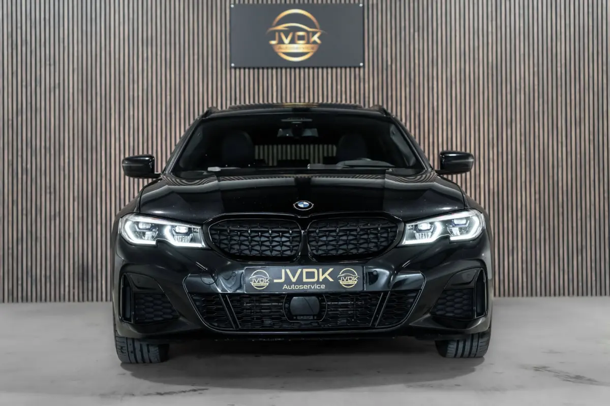 M340d xDrive High Executive PANO LEDER CAMERA