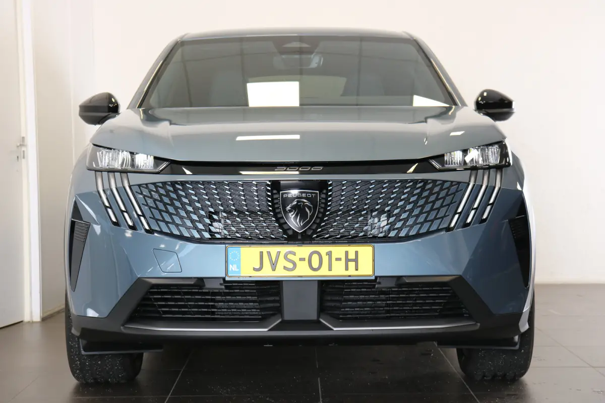 1.6 plug-in Hybrid 195 Allure | Navi | Cruise | LED | 19'' | Keyless | Camera | PDC V+A | Apple Carplay/Android |