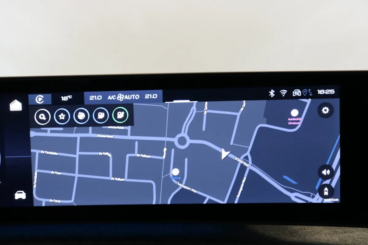 1.6 plug-in Hybrid 195 Allure | Navi | Cruise | LED | 19'' | Keyless | Camera | PDC V+A | Apple Carplay/Android |