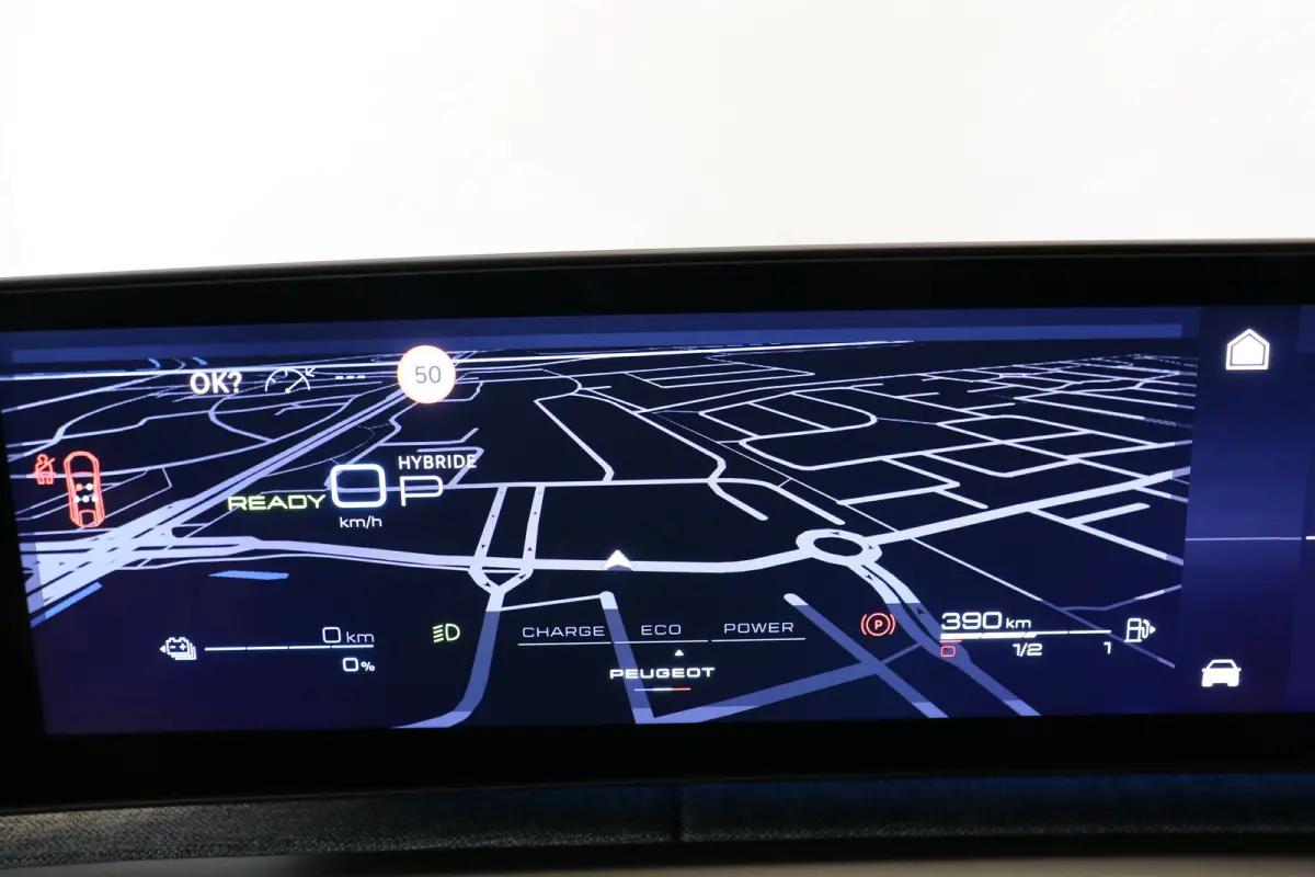 1.6 plug-in Hybrid 195 Allure | Navi | Cruise | LED | 19'' | Keyless | Camera | PDC V+A | Apple Carplay/Android |