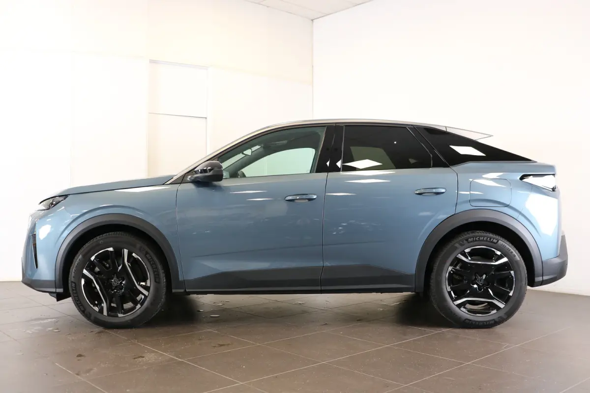 1.6 plug-in Hybrid 195 Allure | Navi | Cruise | LED | 19'' | Keyless | Camera | PDC V+A | Apple Carplay/Android |