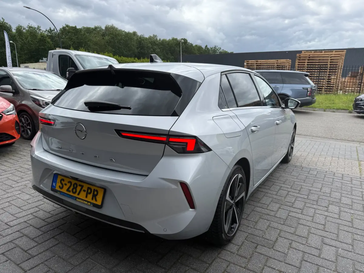 1.2 Level 3 130PK | 1E EIGENAAR | 12MND GARANTIE | LED | ACC | AGR| CAMERA | DAB | CARPLAY | NAVI |