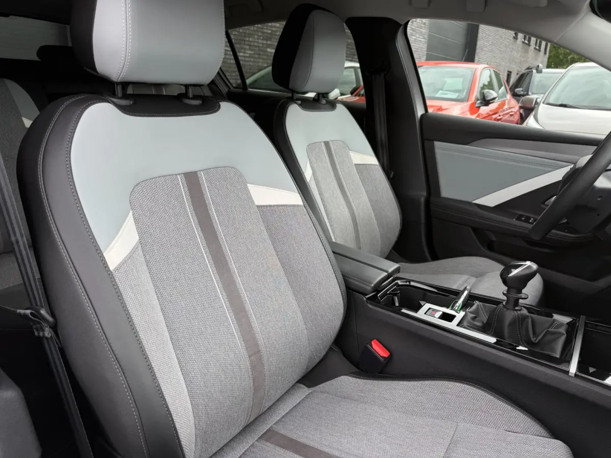 1.2 Level 3 130PK | 1E EIGENAAR | 12MND GARANTIE | LED | ACC | AGR| CAMERA | DAB | CARPLAY | NAVI |