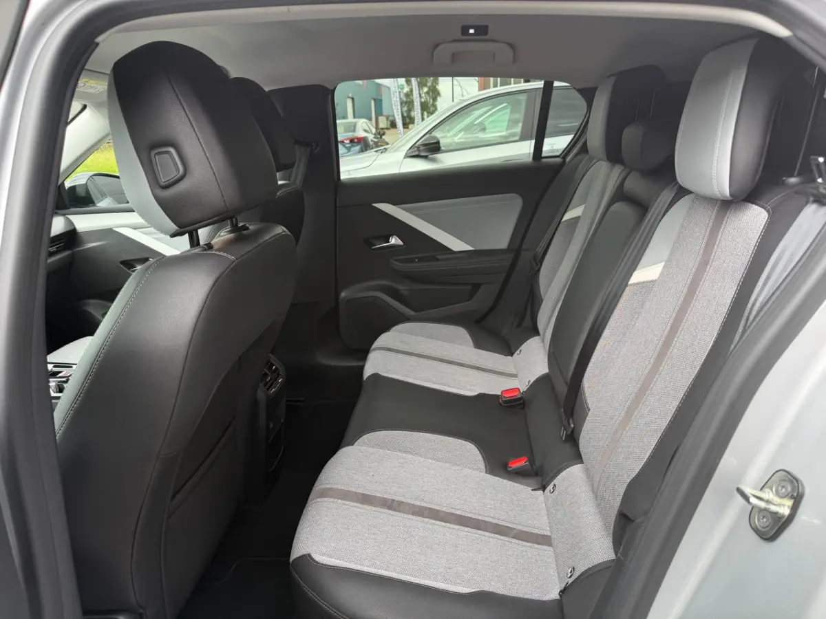 1.2 Level 3 130PK | 1E EIGENAAR | 12MND GARANTIE | LED | ACC | AGR| CAMERA | DAB | CARPLAY | NAVI |