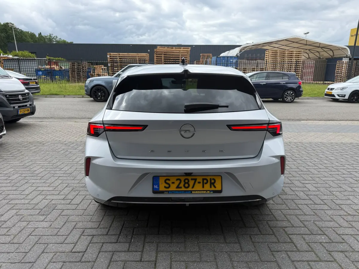 1.2 Level 3 130PK | 1E EIGENAAR | 12MND GARANTIE | LED | ACC | AGR| CAMERA | DAB | CARPLAY | NAVI |