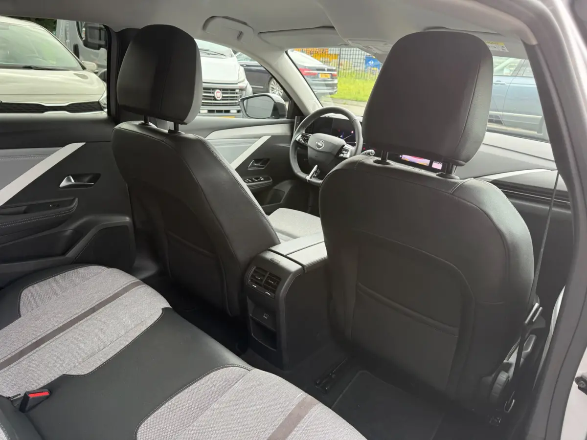 1.2 Level 3 130PK | 1E EIGENAAR | 12MND GARANTIE | LED | ACC | AGR| CAMERA | DAB | CARPLAY | NAVI |