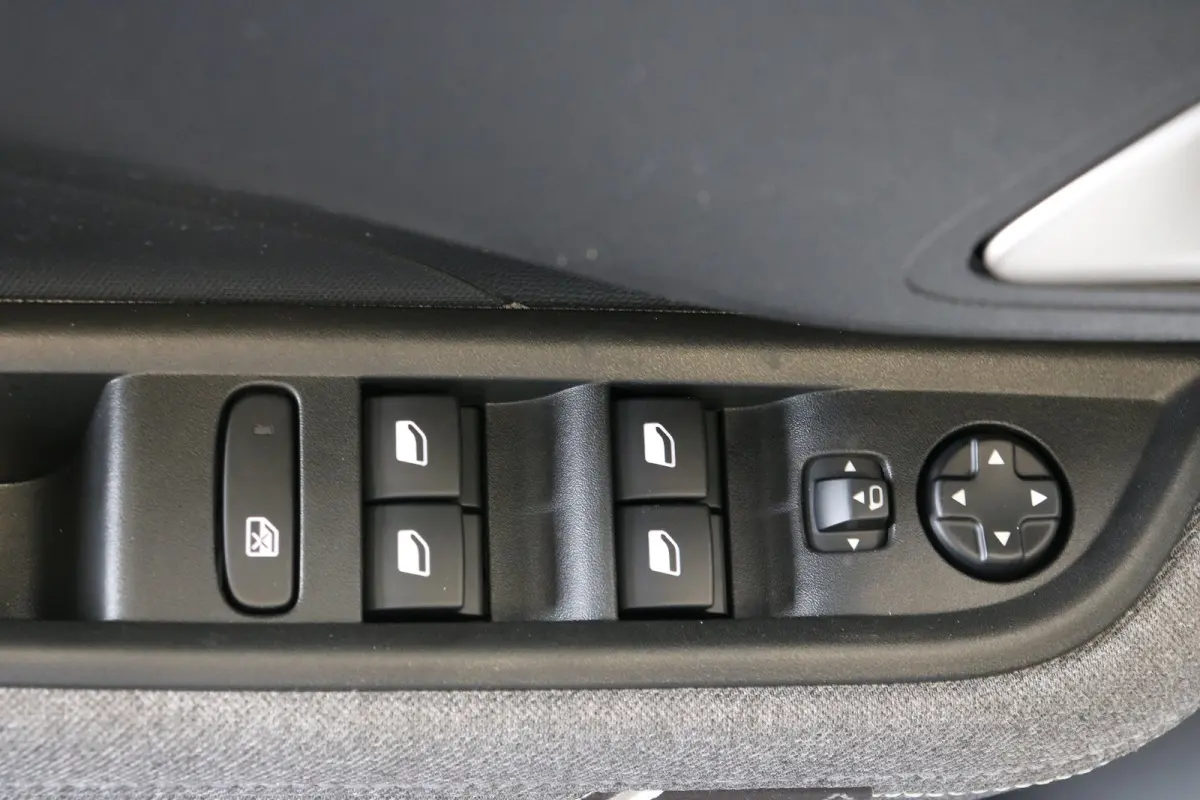 1.2 Turbo Hybrid GS 7p. | Navi | Winter en Technologie pakket | Camera | DAB | PDC V+A | Cruise control | Apple Carplay/Android |