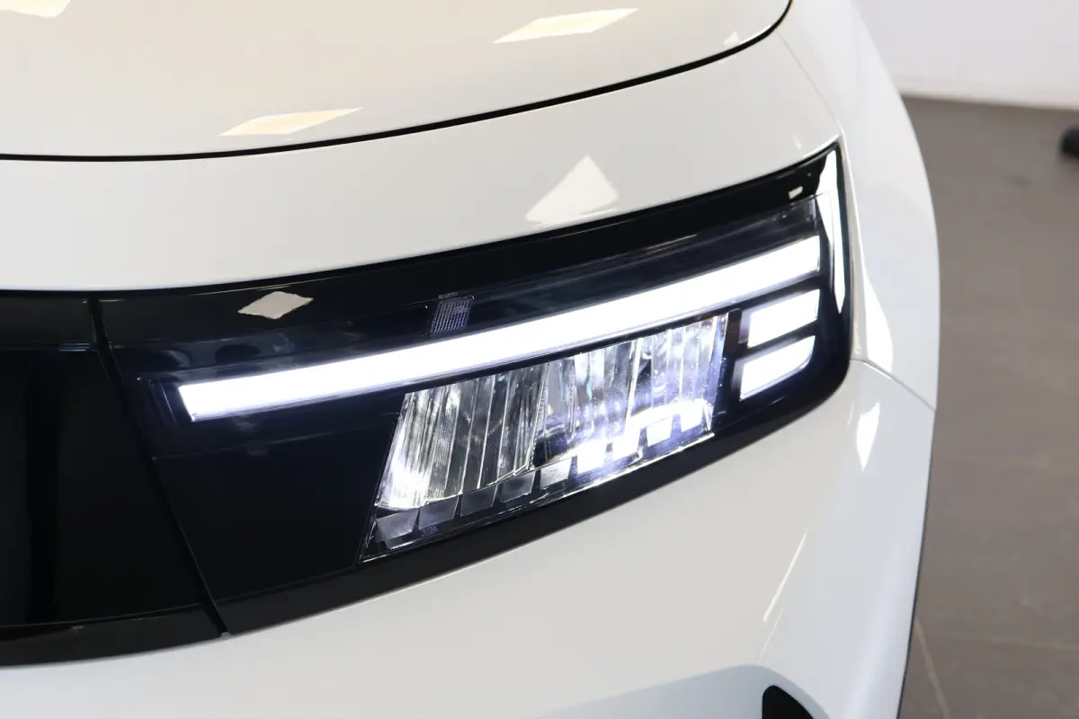 1.2 Turbo Hybrid GS 7p. | Navi | Winter en Technologie pakket | Camera | DAB | PDC V+A | Cruise control | Apple Carplay/Android |