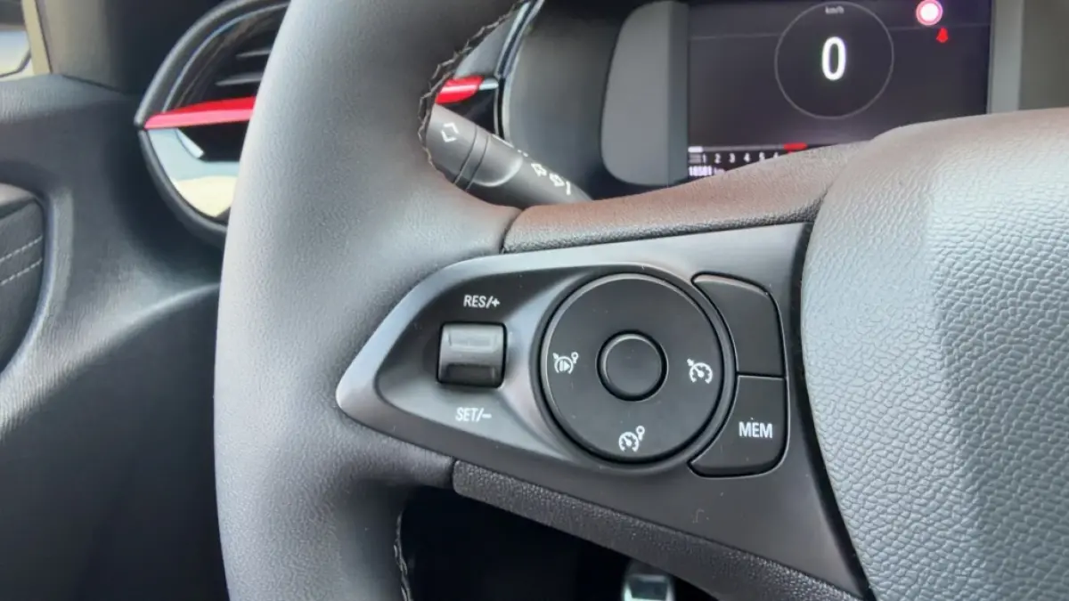 1.2 100PK GS Line Carplay Sportpack Virtual Cockpit Camera