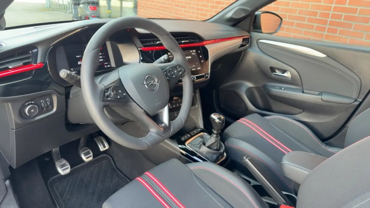 1.2 100PK GS Line Carplay Sportpack Virtual Cockpit Camera