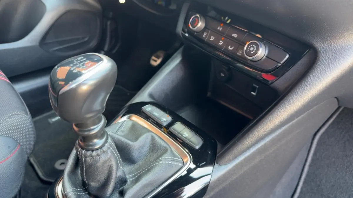 1.2 100PK GS Line Carplay Sportpack Virtual Cockpit Camera