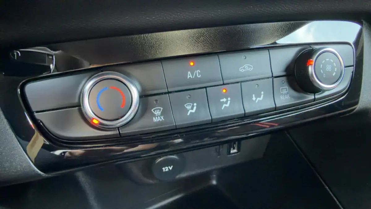 1.2 100PK GS Line Carplay Sportpack Virtual Cockpit Camera