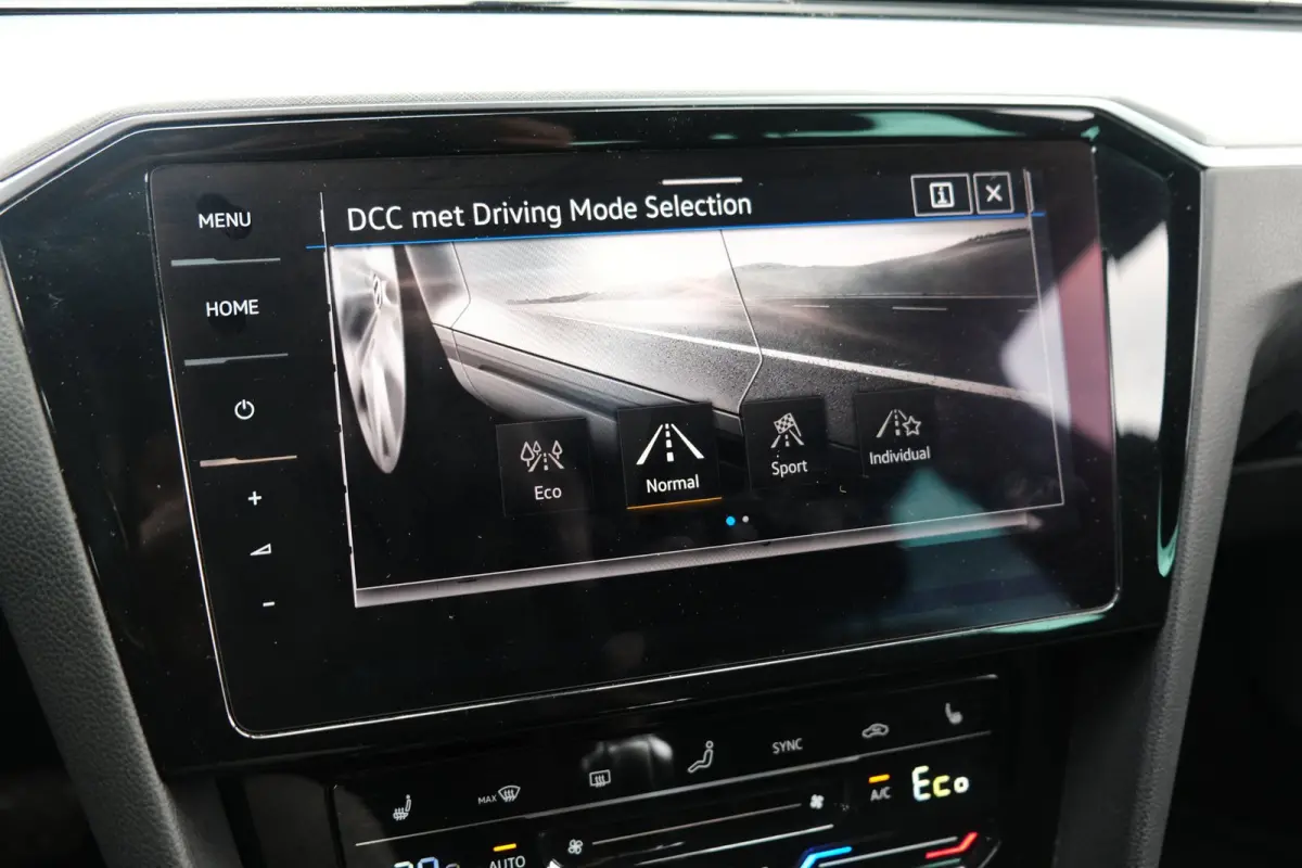1.4 TSI PHEV GTE 218PK Pano Volleder Cam Trekhaak Virtual Led